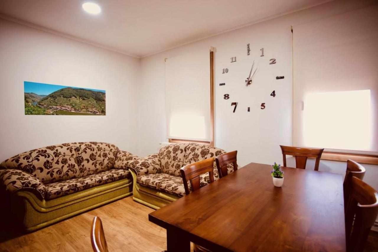 Lendas Sacras Monforte 몬포르테데레모스 외부 사진